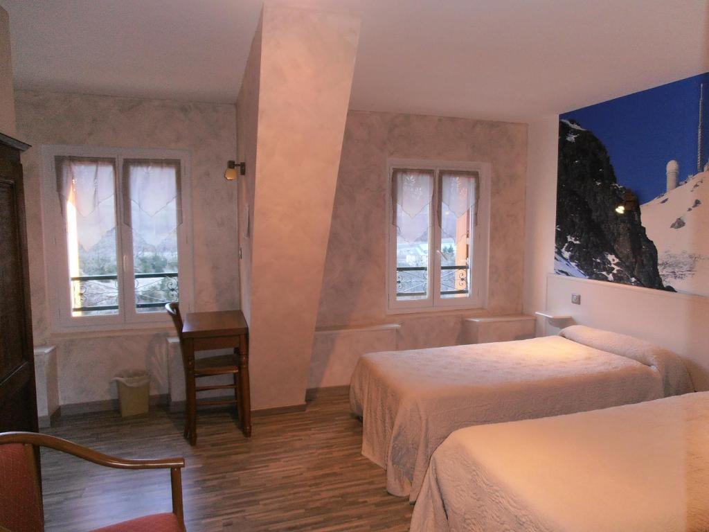 Hotel Panoramic Et Des Bains Luz-Saint-Sauveur Bilik gambar